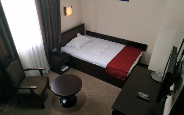 Consul Hotel