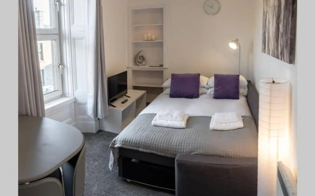☆Modern Flat, Close to University and City Centre☆