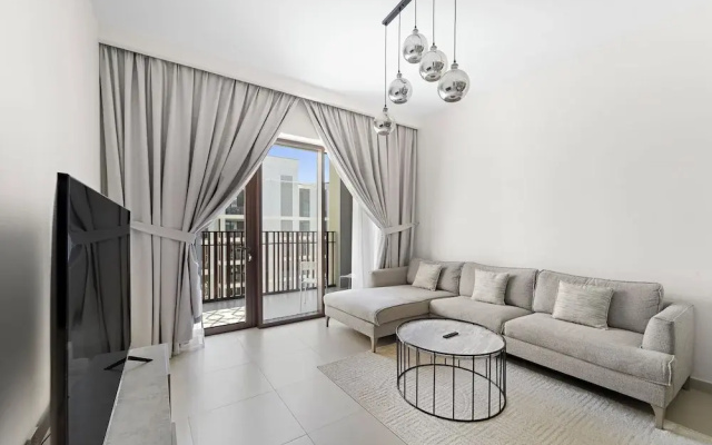 1BR Balcony & Luxury Amenities