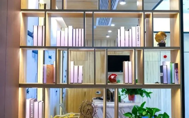 Qingmu Select Hotel (Ma'anshan He County Xiangquan)