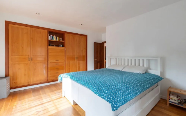Axarqu a in Malaga With 2 Bedrooms and 1 Bathrooms