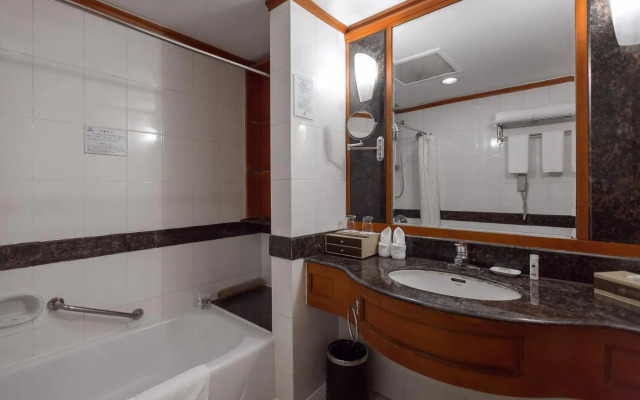 Grand Metropark Liyuan Hotel