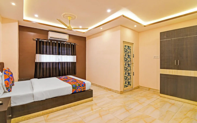 Fabhotel Bn Palace