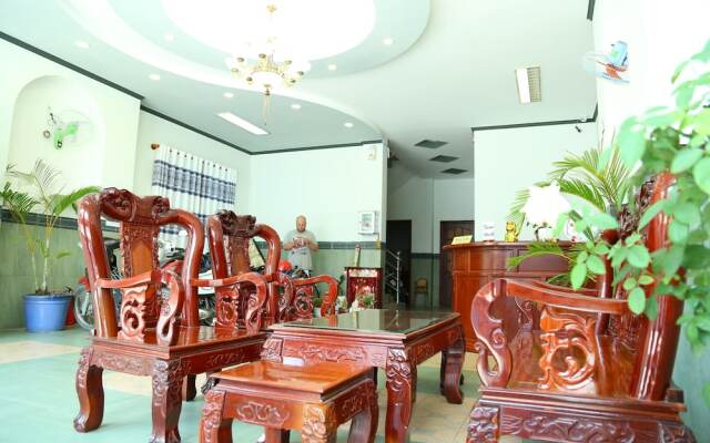 Dong Nam Hotel