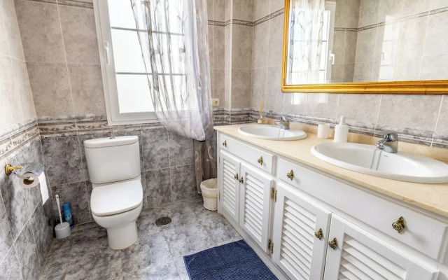 Stunning Golf Villa With Pool and Stunning Views