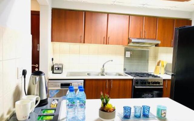 Kay Homes Sea View Apartment
