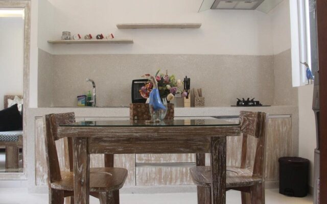 Green Studio Apartment Seminyak