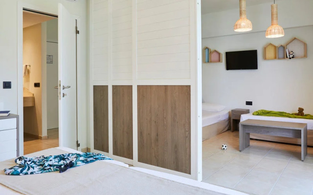 Отель Alex Beach Hotel - Bungalows