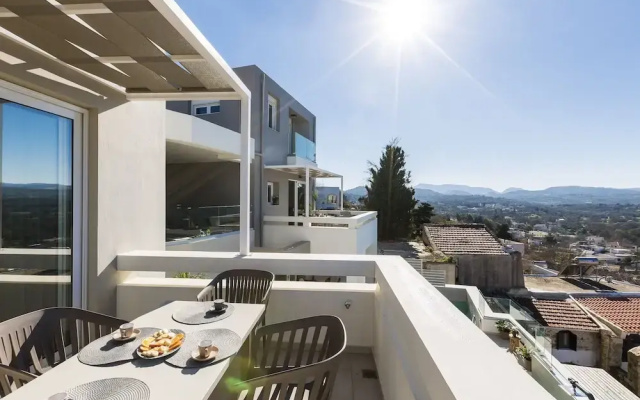 Three Moirai Villa With 2 Heated Pools