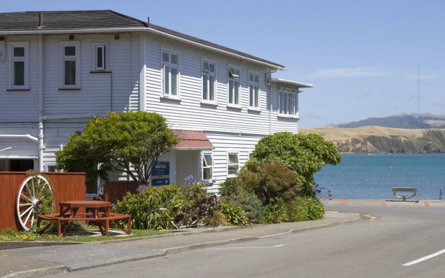 Moana Lodge - Hostel