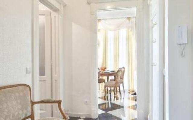 Apart House Plesia