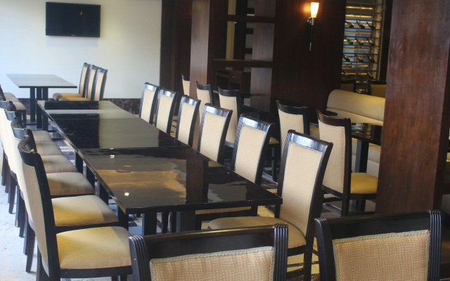Anandha Inn Convention Centre and Suites