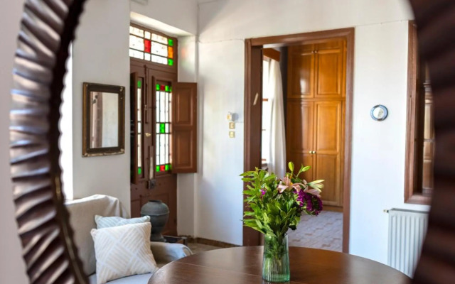 Traditional 3 bedroom house in the Old Town