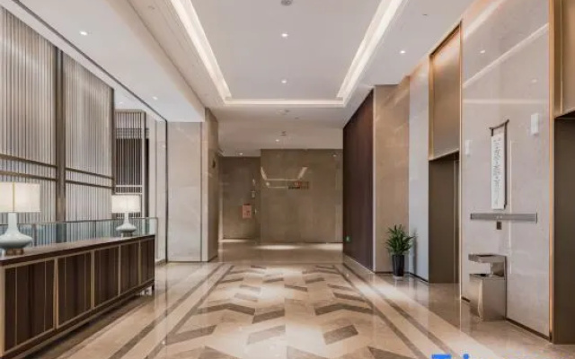 Zhongzhou International Hotel (Hebidong Railway Station Hotel)