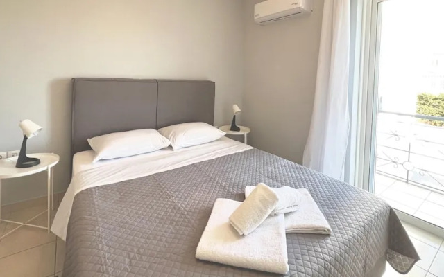 Elise Apartment Airport  by Airstay