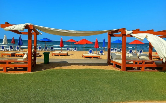 Family-friendly Chalet Steps From the Sea Porto Said