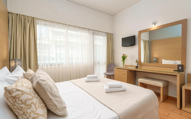 Parnon Hotel