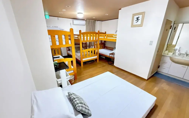 Petit Hotel 017