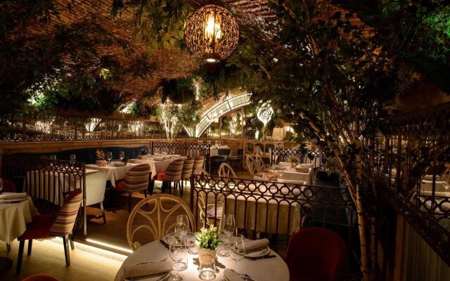 ICON Wipton by Petit Palace