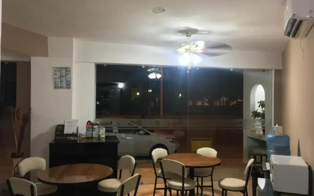 Hotel Moreno