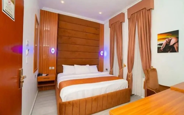 The Harmony Oasis Hotel and Suites