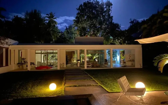 Villa Joyosa- Las Terrenas Beachfront Villa