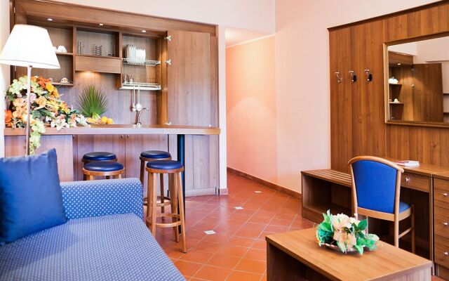 Tindari Resort & Marina Beach