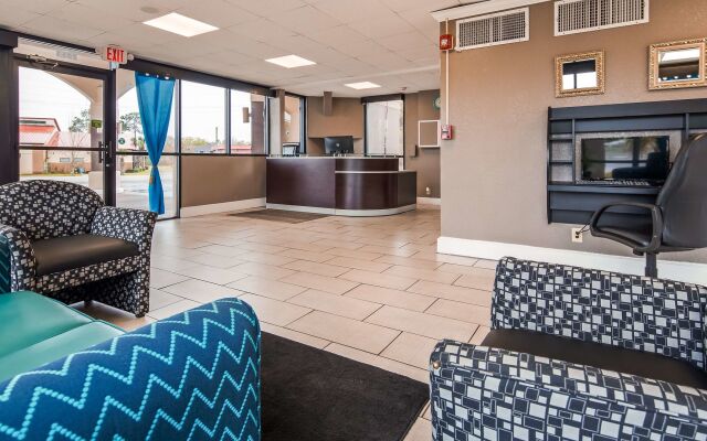 Regency inn and Suites