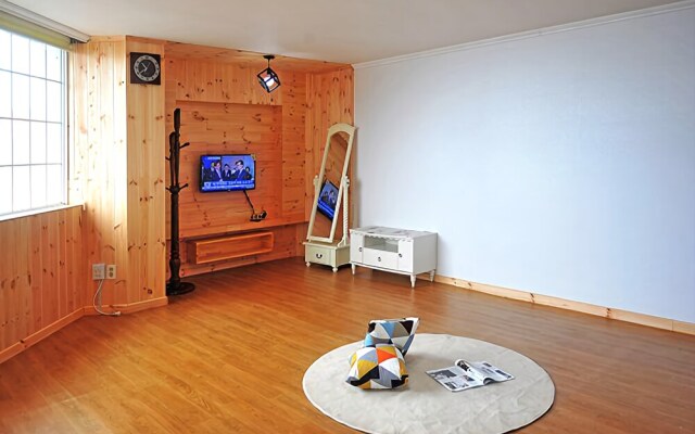 Geoje Dream Hill Pension