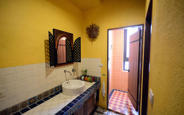 Kenting Fairyland & Farm Guest House