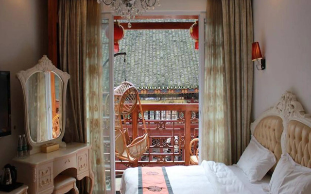 Bamboo House Resort