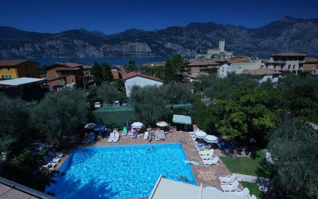 Hotel Alpi