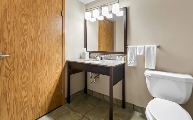 Super 8 by Wyndham Prince Albert