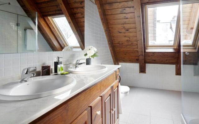 Val de Ruda Luxe 24 by FeelFree Rentals