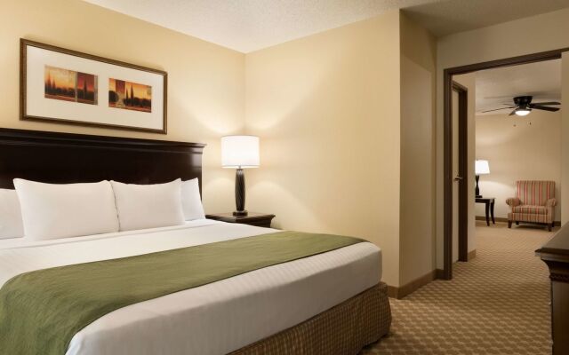 Country Inn & Suites by Radisson, Chanhassen, MN