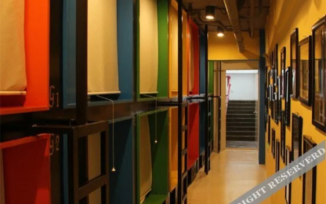 Backpacker International Youth Hostel