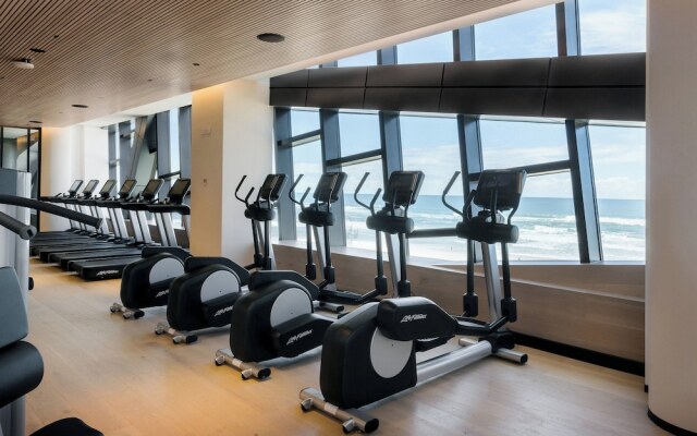 The Langham, Gold Coast and Jewel Residences