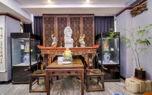 Thankyou Hotel (Zhengzhou Erqi Square West Street Subway Station Branch)