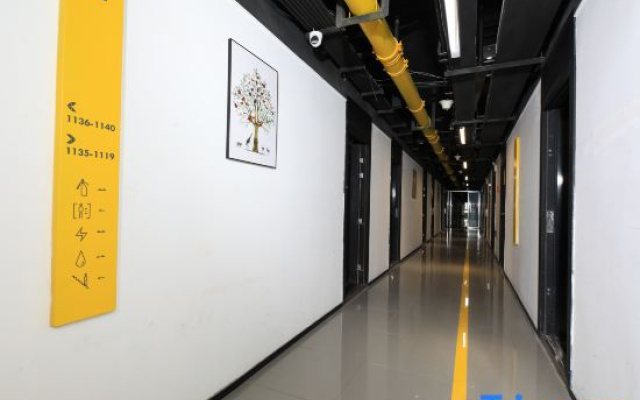 Jianghan Fine Hotel （Zhenghong Zhenghong High-tech Cyberport Store）