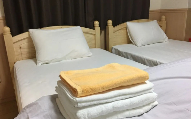 Elitz INN Third