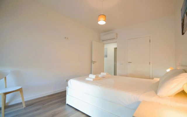 Mar in S o Martinho do Porto