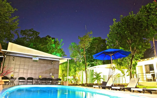 Hotel Villas Bambu