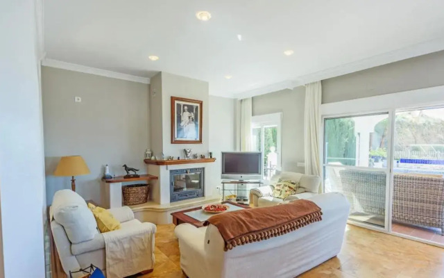 Villas Nerjazul - El Peñoncillo Beach