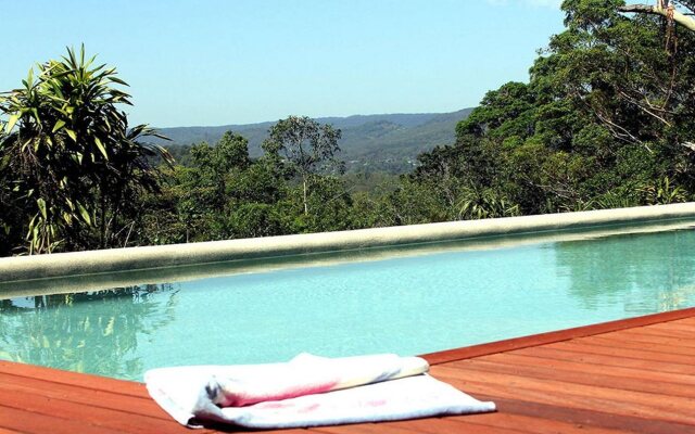 Phoenix Eumundi Bed & Breakfast