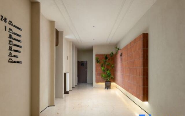 Atour Hotel Shanghai  Jing'an IMIX Park