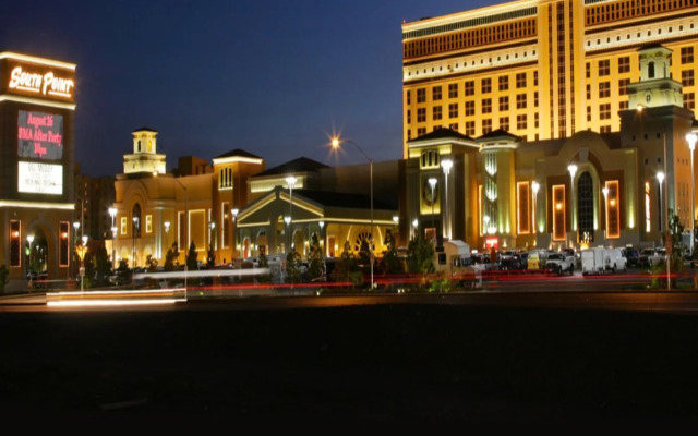 South Point Hotel, Casino, and Spa