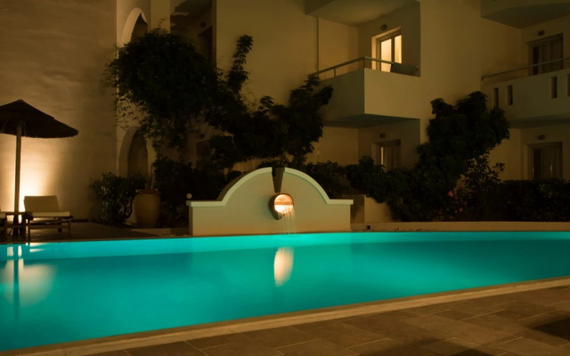 Parasol Luxury Hotel & Suites
