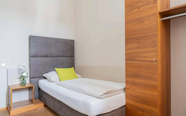 eee hotel Perg