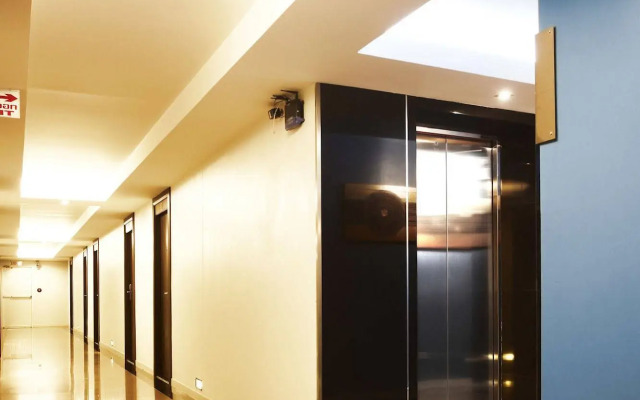Diamond Residence Ratchada Hotel