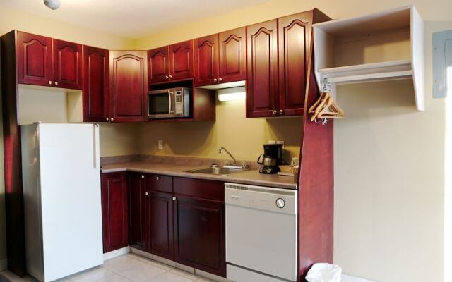 The Ritz Cafe and Motor Inn